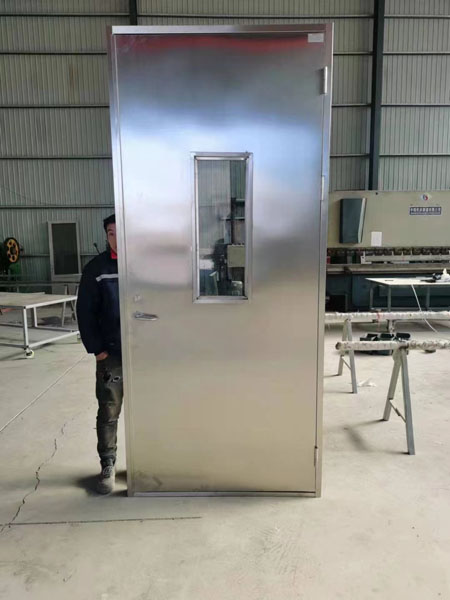 不銹鋼防火門生產(chǎn)車間.jpg 不銹鋼防火門生產(chǎn)車間.jpg